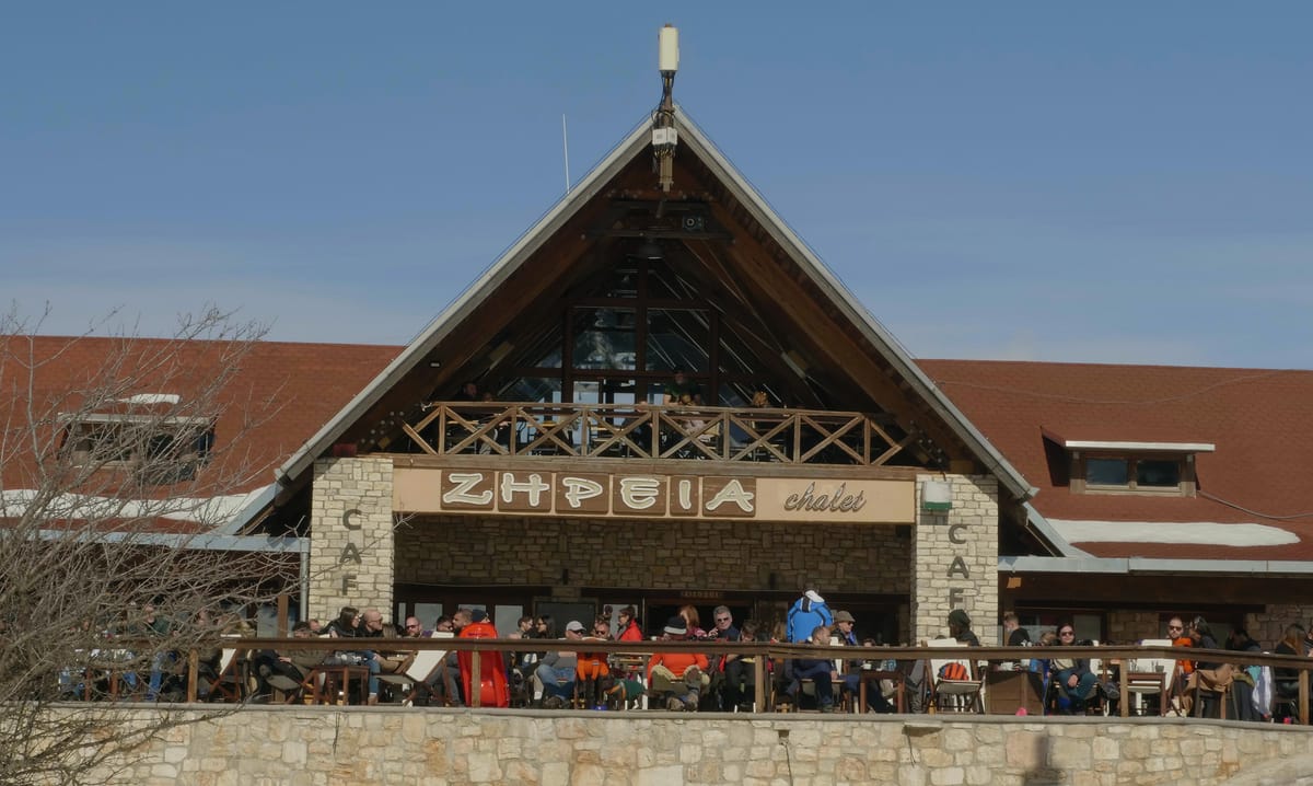 Das gut besuchte Chalet des Skizentrums Ziria